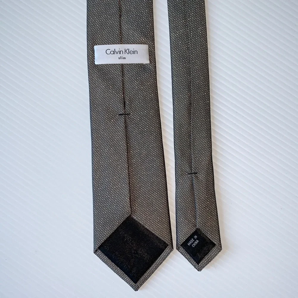 Calvin Klein men’s tie - Picture 4 of 6